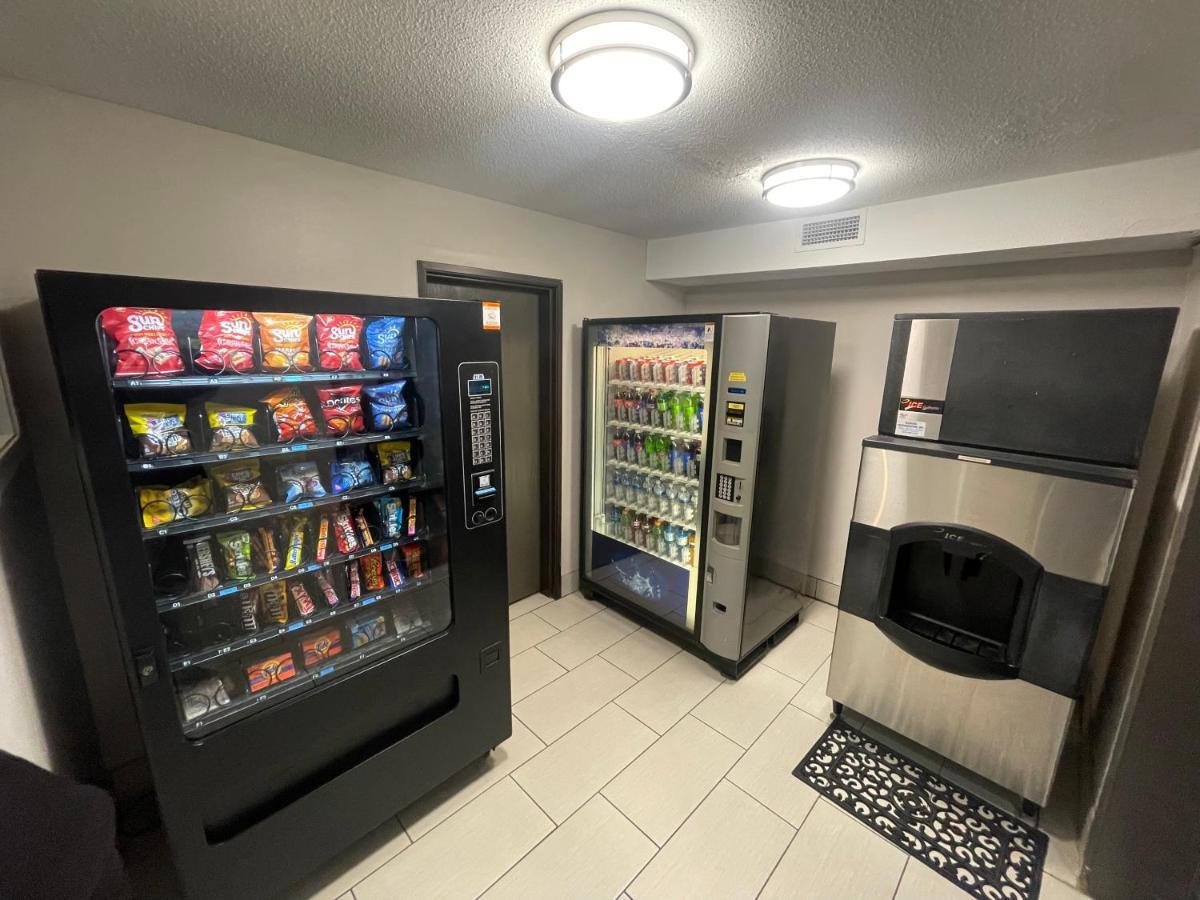 Countryside Inn & Suites Omaha East-Council Bluffs Ia Ngoại thất bức ảnh