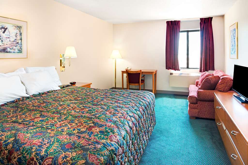 Countryside Inn & Suites Omaha East-Council Bluffs Ia Phòng bức ảnh