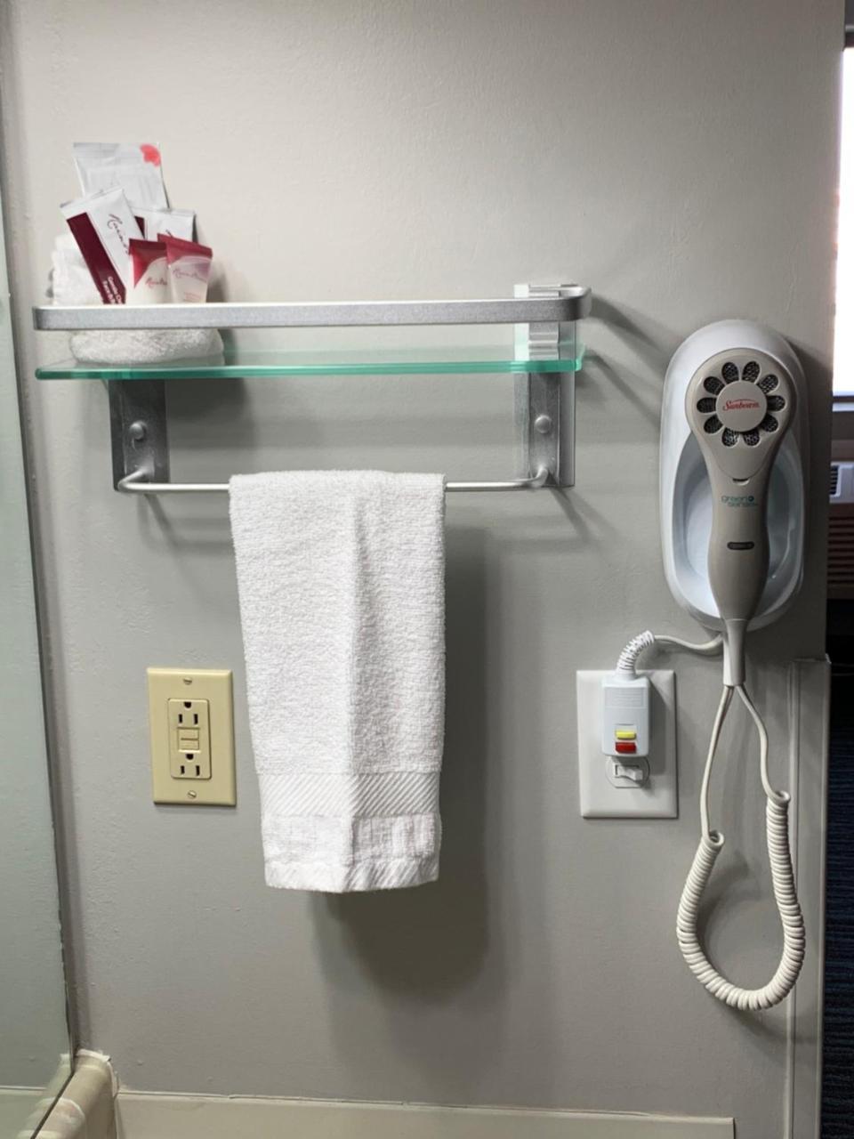 Countryside Inn & Suites Omaha East-Council Bluffs Ia Ngoại thất bức ảnh