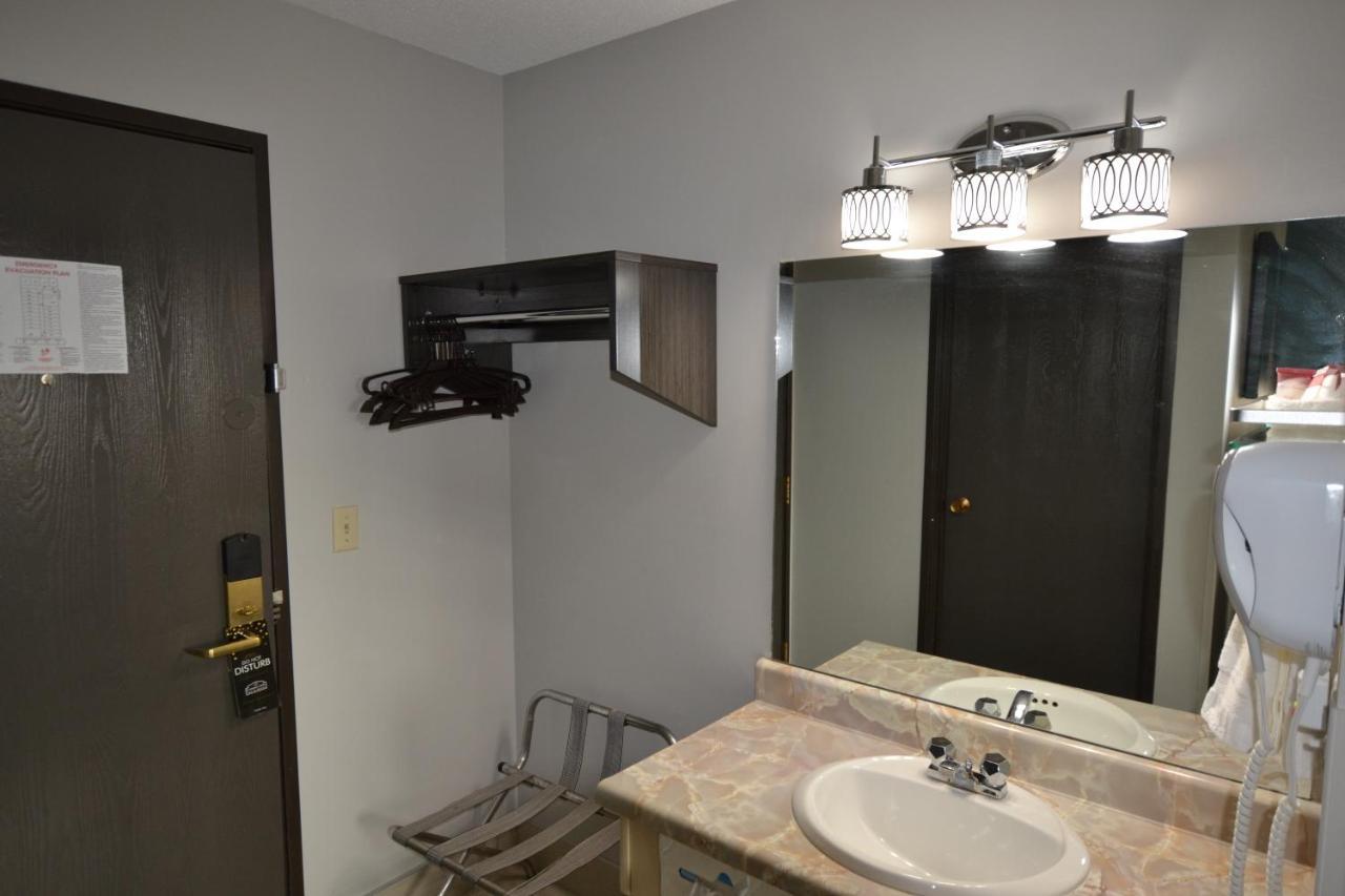 Countryside Inn & Suites Omaha East-Council Bluffs Ia Ngoại thất bức ảnh